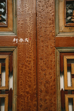 Elaborately Handcrafted Antique Doors